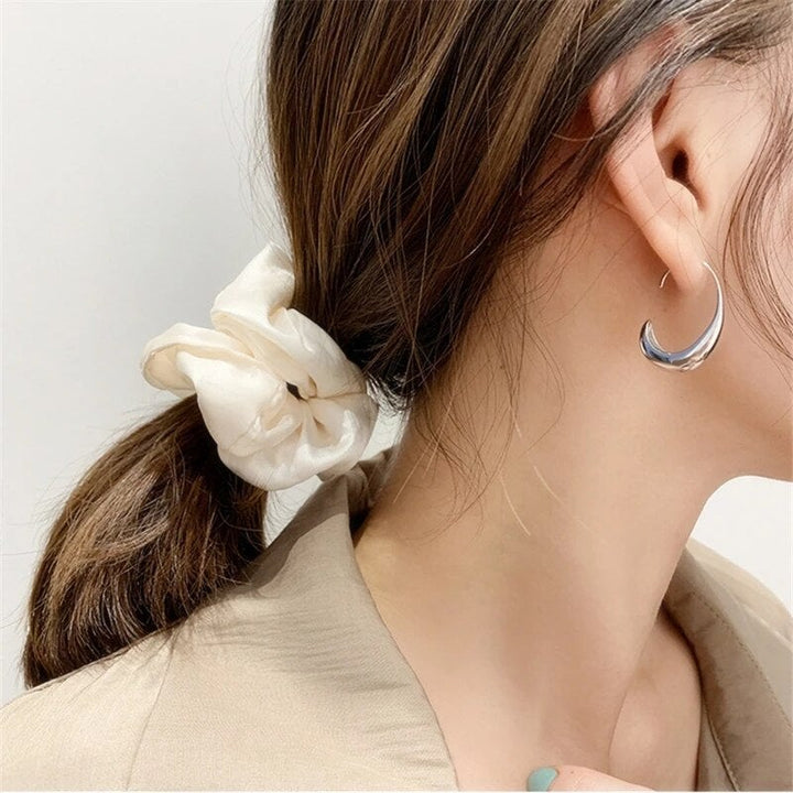 奢華的金銀耳環